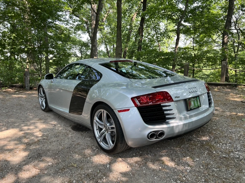 2009 Audi 42 R8 - Image 17 of 31