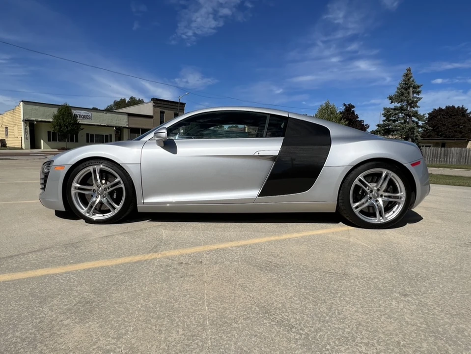 2009 Audi 42 R8 - Image 26 of 31