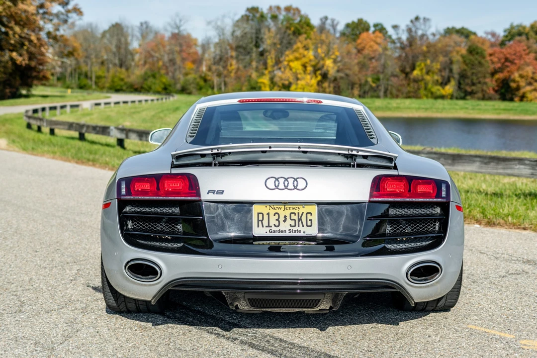 2009 Audi 42 R8 - Image 6 of 31