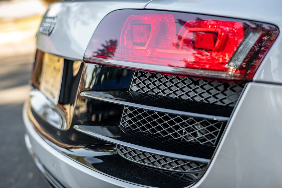 2009 Audi 42 R8 - Image 29 of 31