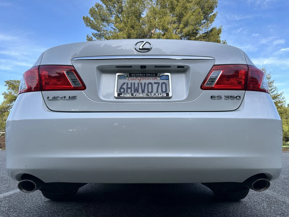 2009 Lexus ES 5th Gen - Image 18 of 31