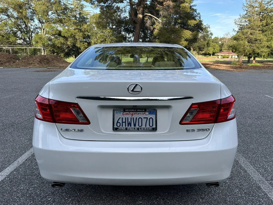 2009 Lexus ES 5th Gen - Image 9 of 31