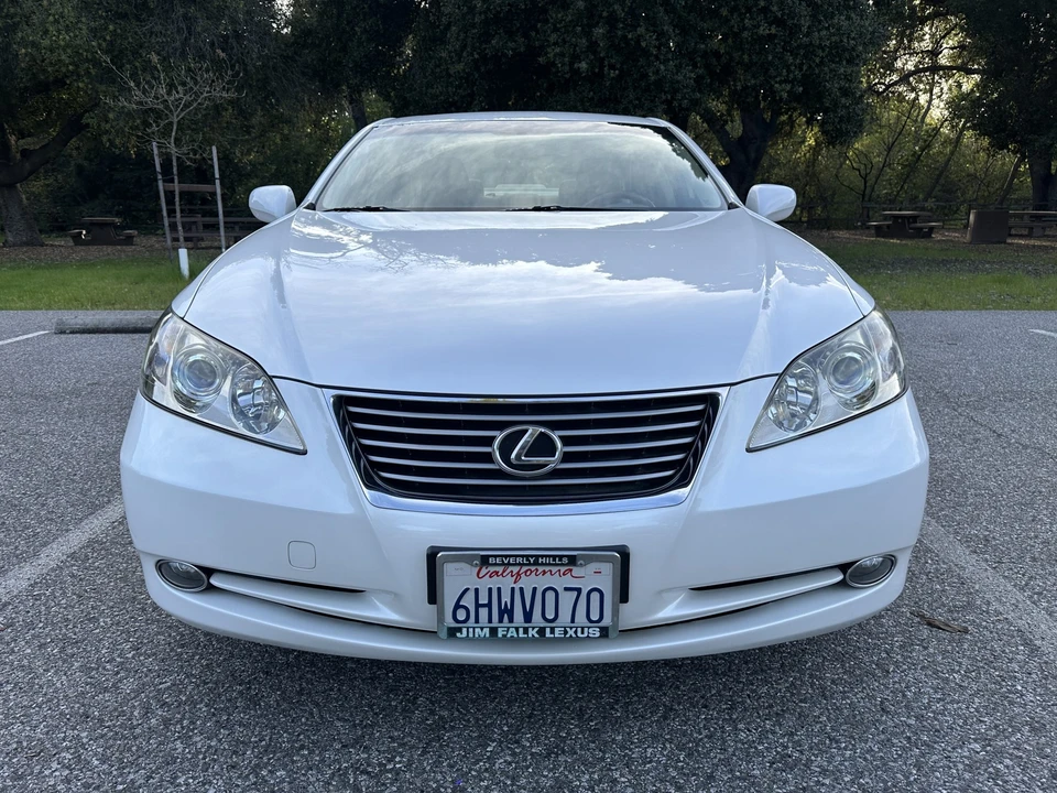 2009 Lexus ES 5th Gen - Image 4 of 31