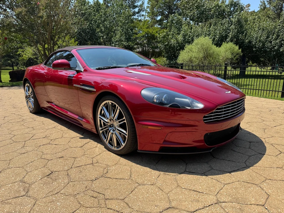 2010 Aston Martin DBS (2008-2012) - Image 12 of 31