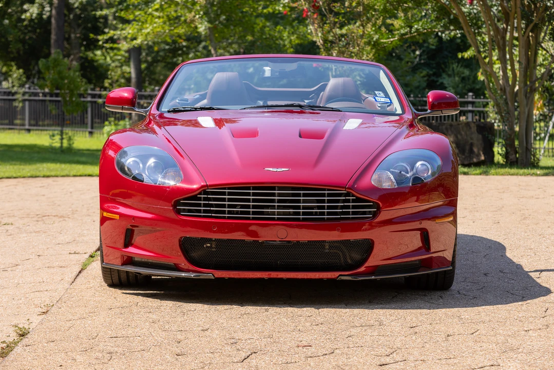 2010 Aston Martin DBS (2008-2012) - Image 5 of 31