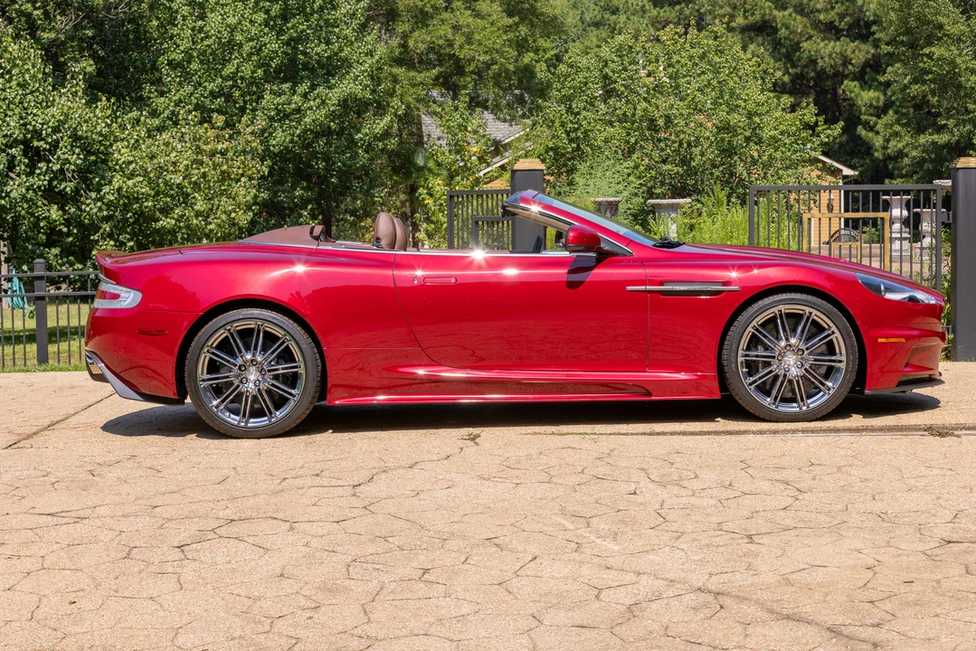 2010 Aston Martin DBS (2008-2012) - Image 4 of 31