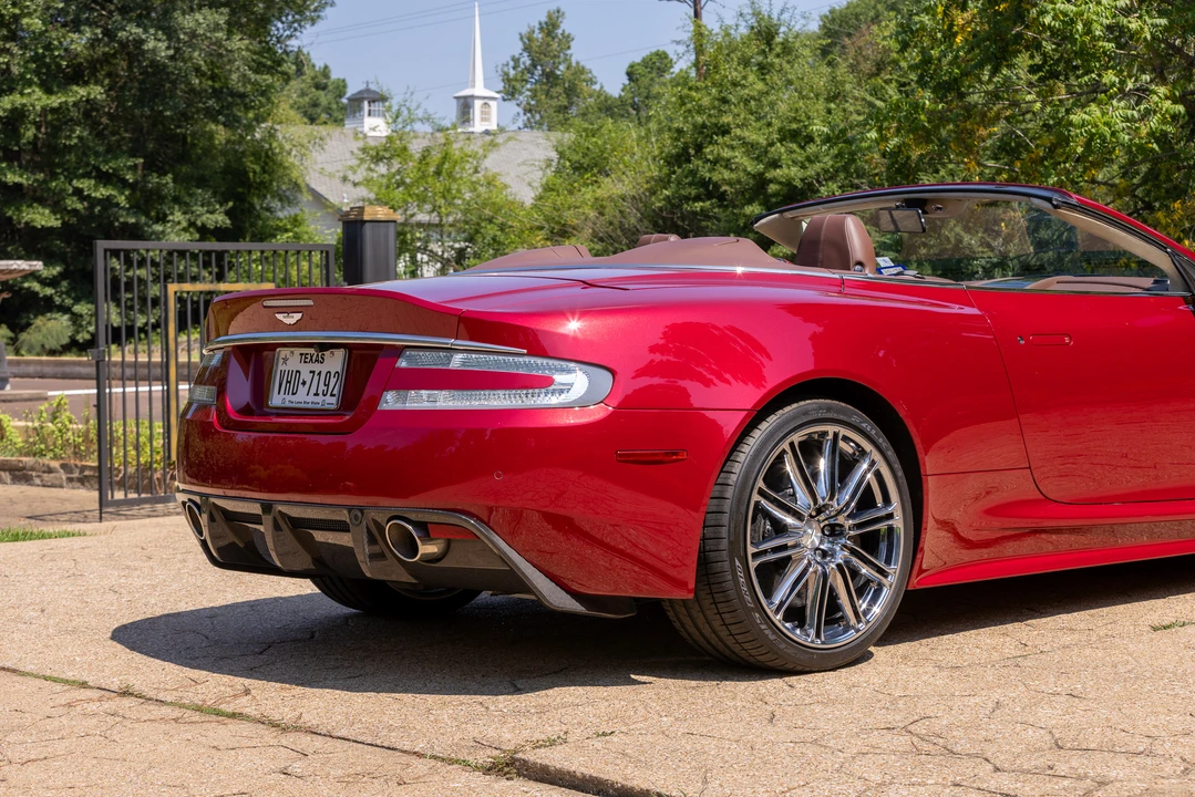 2010 Aston Martin DBS (2008-2012) - Image 18 of 31