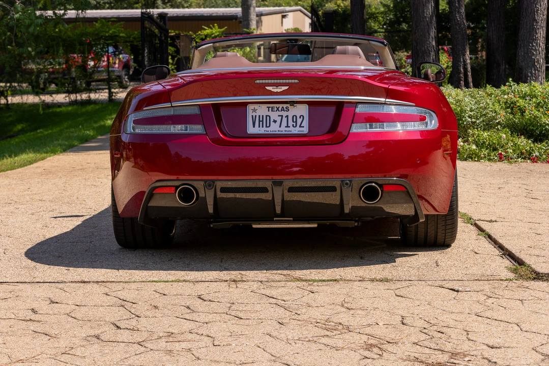2010 Aston Martin DBS (2008-2012) - Image 3 of 31