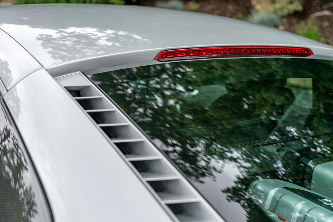 2010 Audi 42 R8 - Image 29 of 31