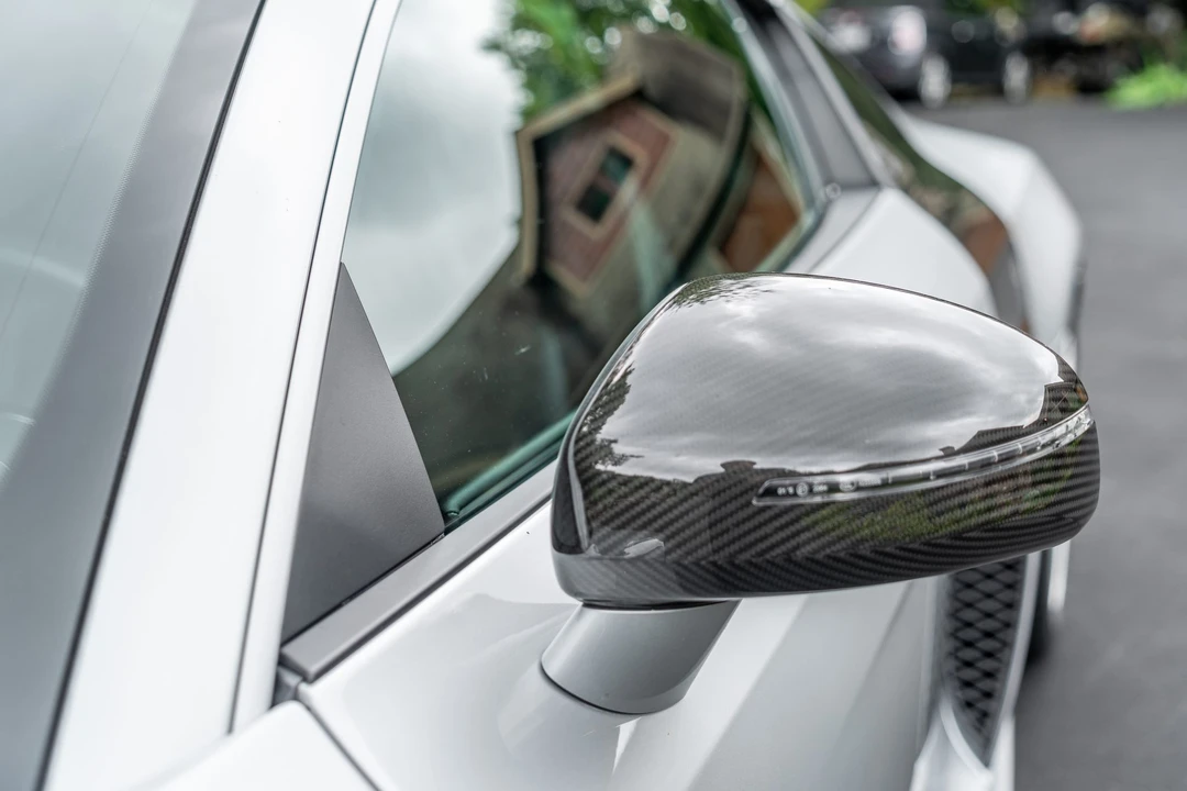 2010 Audi 42 R8 - Image 24 of 31