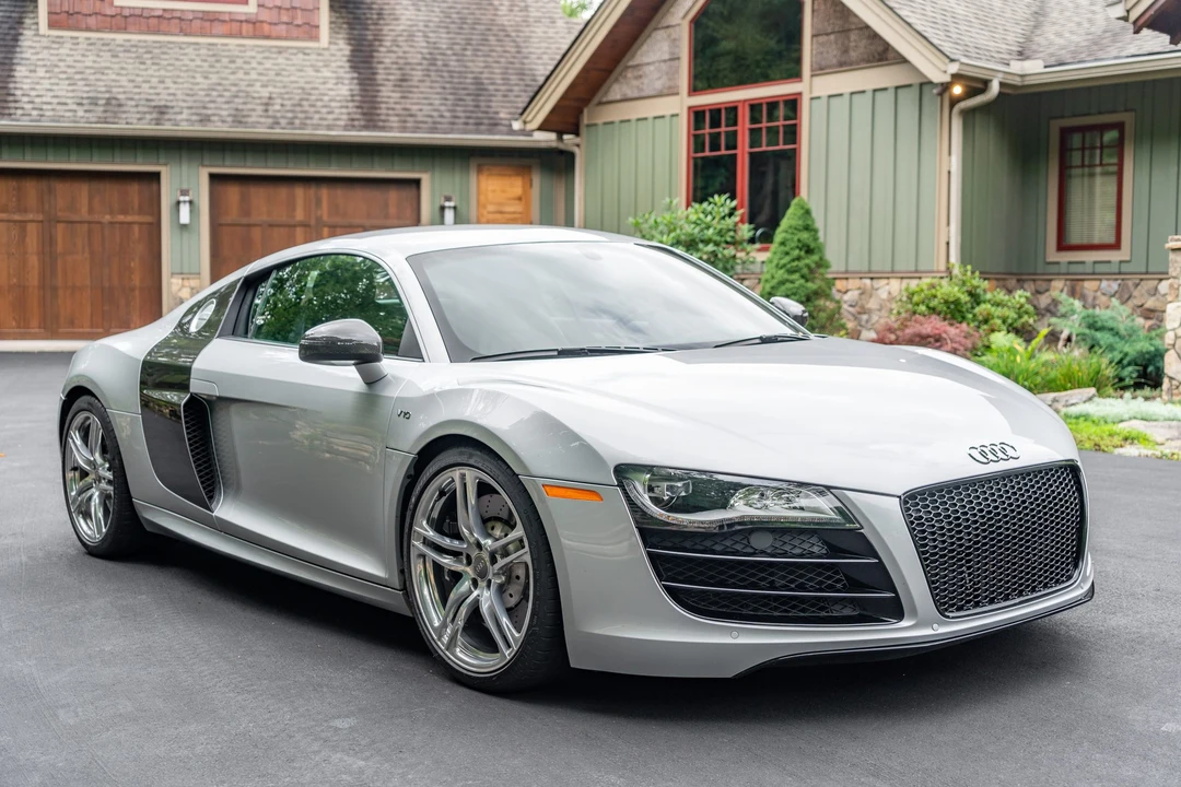 2010 Audi 42 R8 - Image 4 of 31