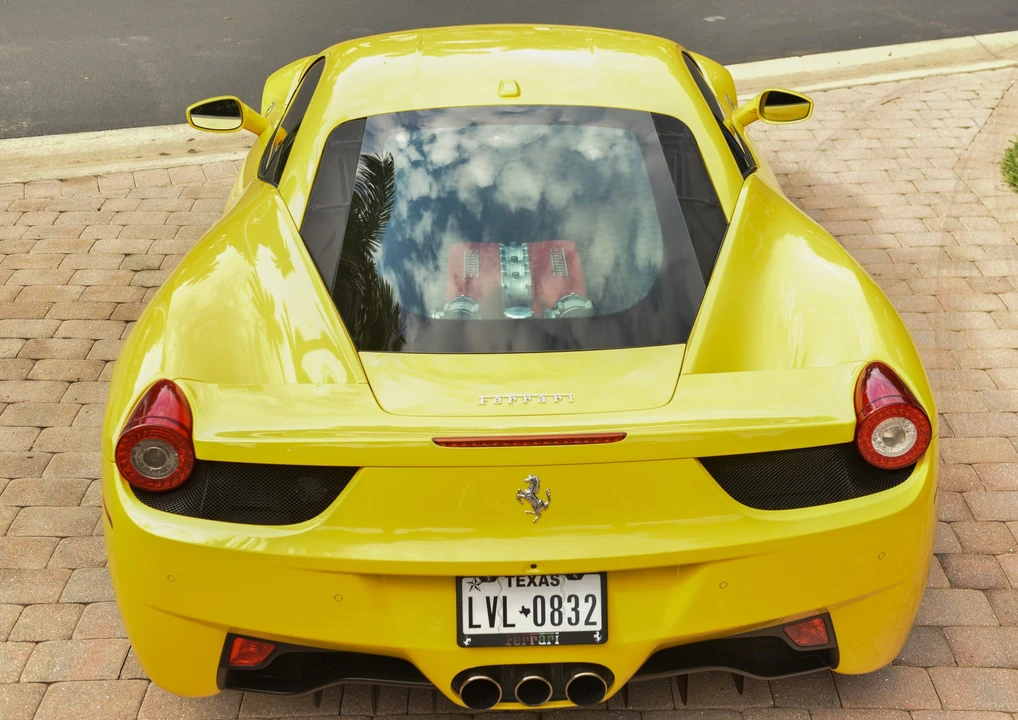 2010 Ferrari 458 Italia - Image 15 of 31