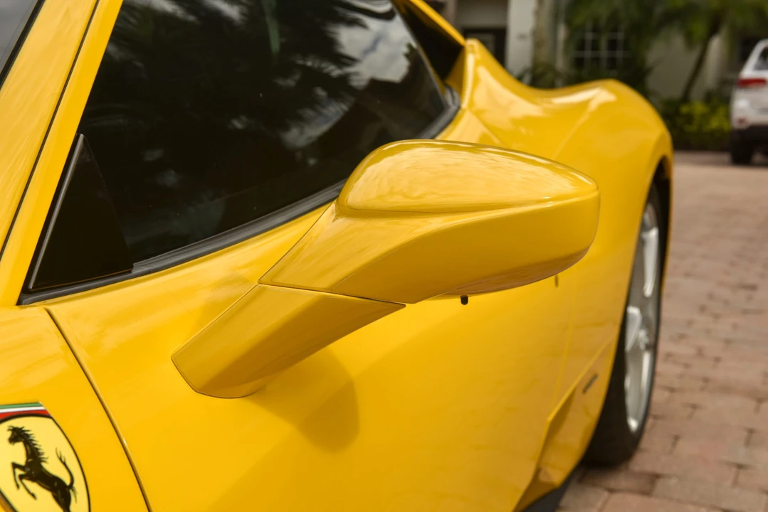 2010 Ferrari 458 Italia - Image 24 of 31