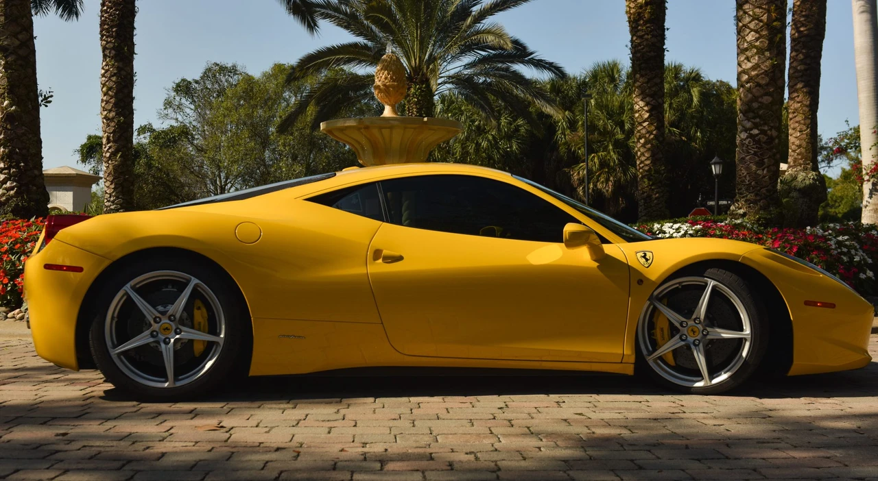 2010 Ferrari 458 Italia - Image 11 of 31