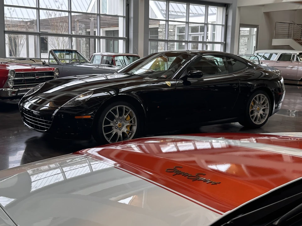 2010 Ferrari 612 - Image 21 of 31