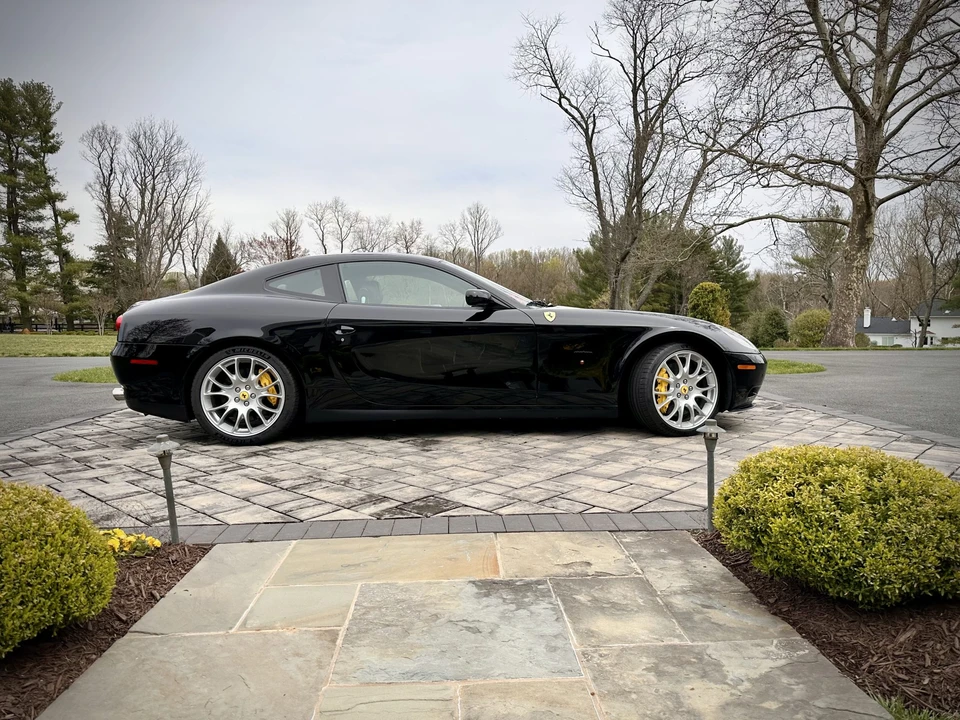2010 Ferrari 612 - Image 11 of 31
