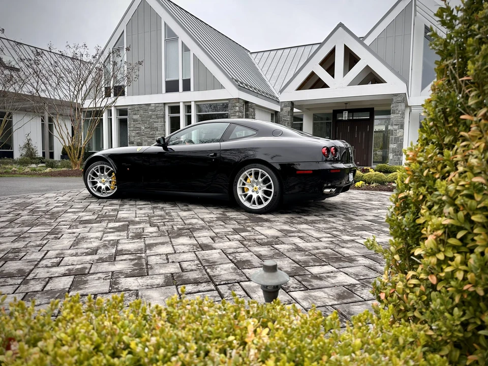 2010 Ferrari 612 - Image 17 of 31