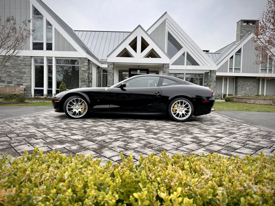 2010 Ferrari 612 - Image 19 of 31