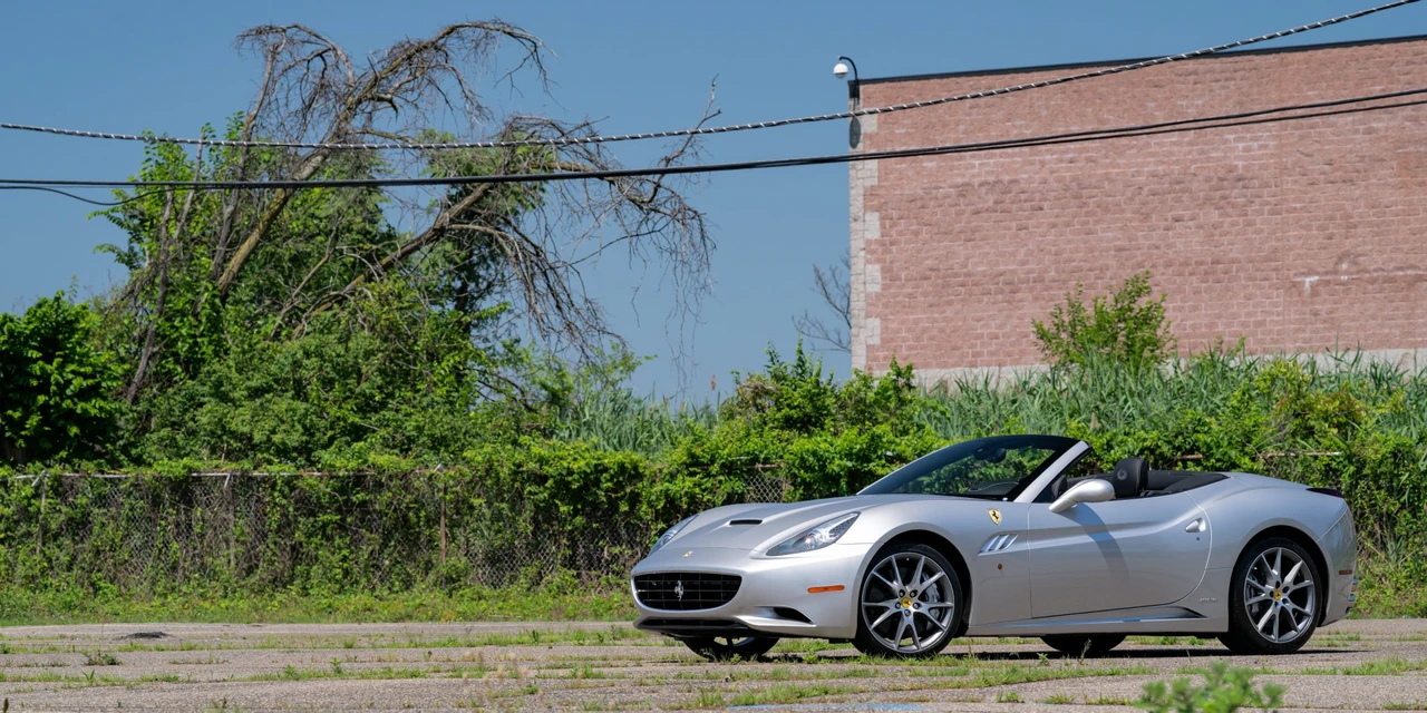 2010 Ferrari California - Image 3 of 31