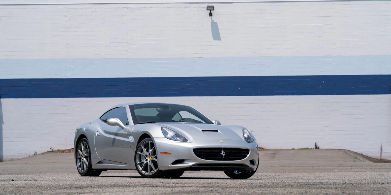 2010 Ferrari California - Image 10 of 31