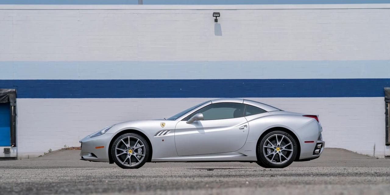 2010 Ferrari California - Image 4 of 31