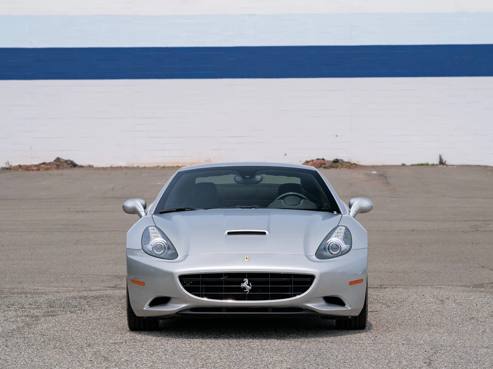 2010 Ferrari California - Image 31 of 31