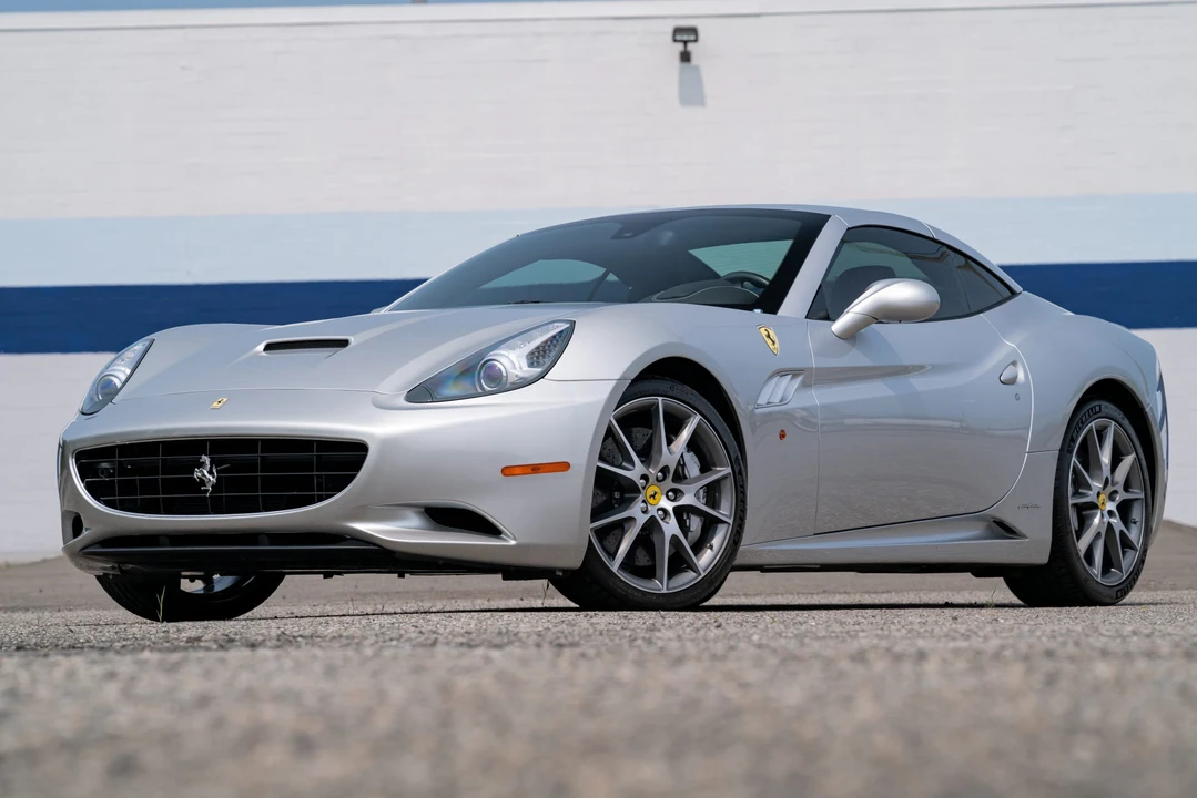 2010 Ferrari California - Image 14 of 31
