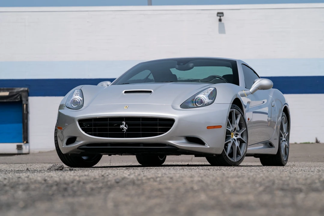 2010 Ferrari California - Image 11 of 31