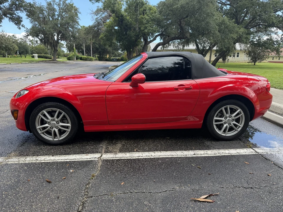 2010 Mazda NC MX-5 Miata - Image 8 of 31