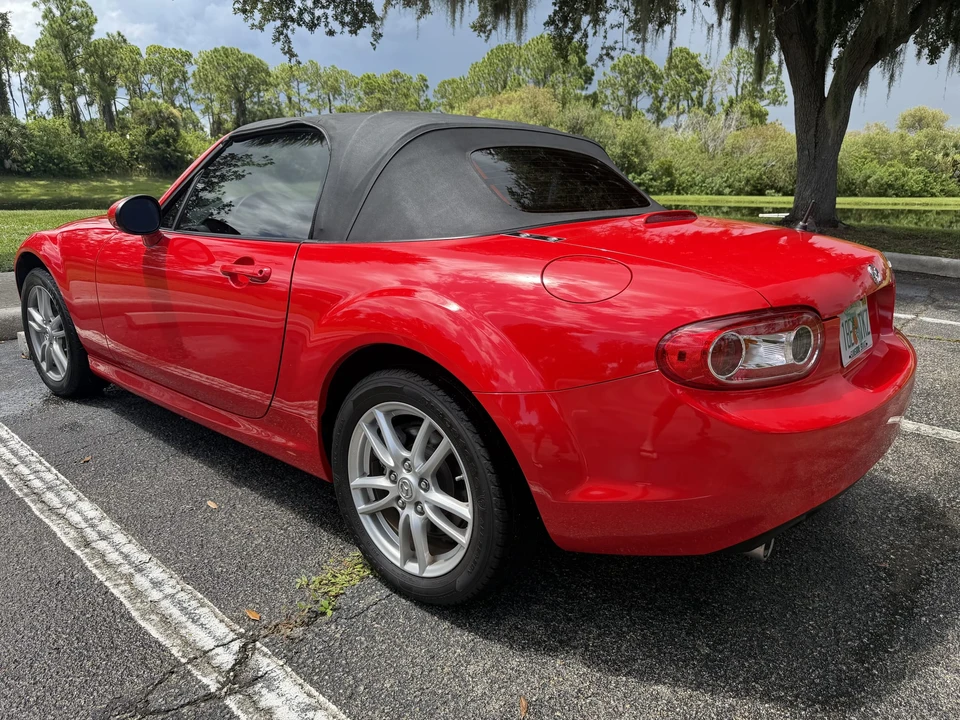 2010 Mazda NC MX-5 Miata - Image 7 of 31