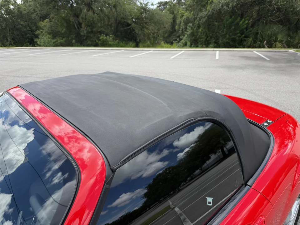 2010 Mazda NC MX-5 Miata - Image 28 of 31
