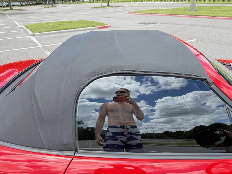 2010 Mazda NC MX-5 Miata - Image 24 of 31
