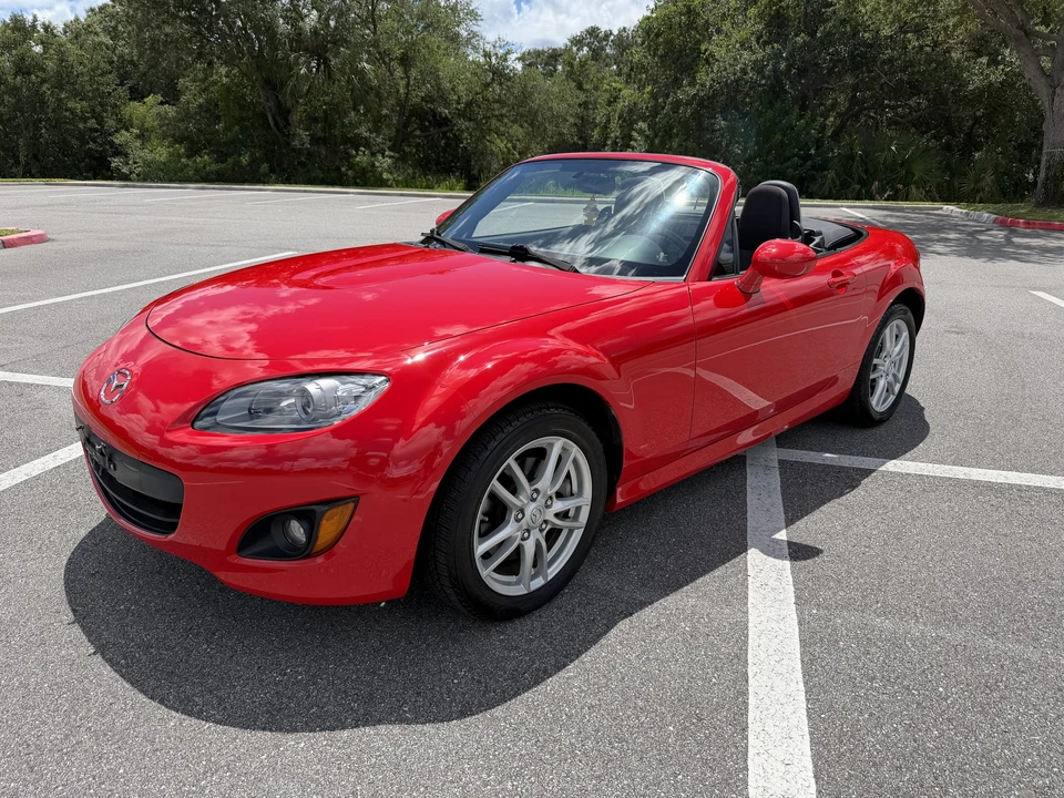 2010 Mazda NC MX-5 Miata - Image 2 of 31