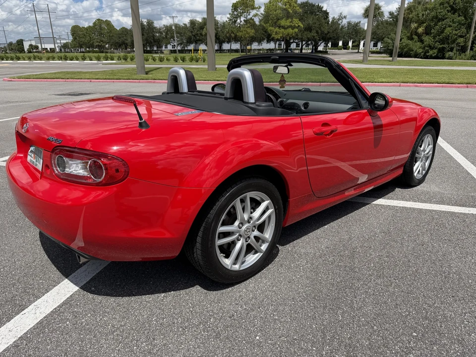 2010 Mazda NC MX-5 Miata - Image 7 of 31