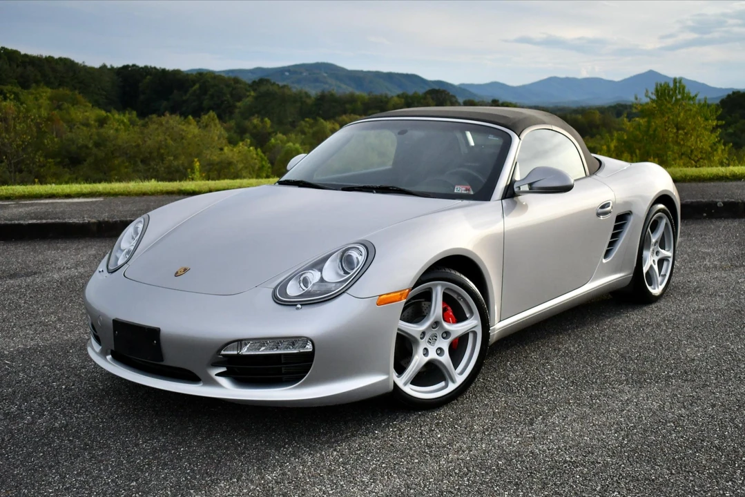 2010 Porsche 987 Boxster S - Image 2 of 31