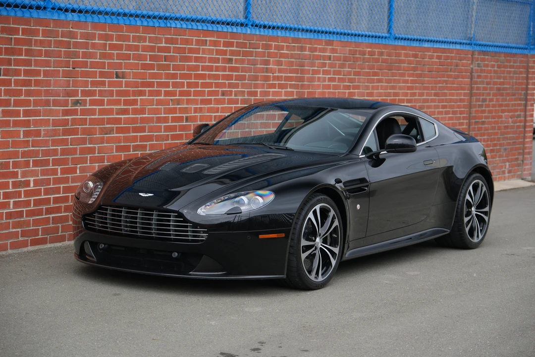 2011 Aston Martin V12 Vantage (2010-2018) - Image 18 of 31