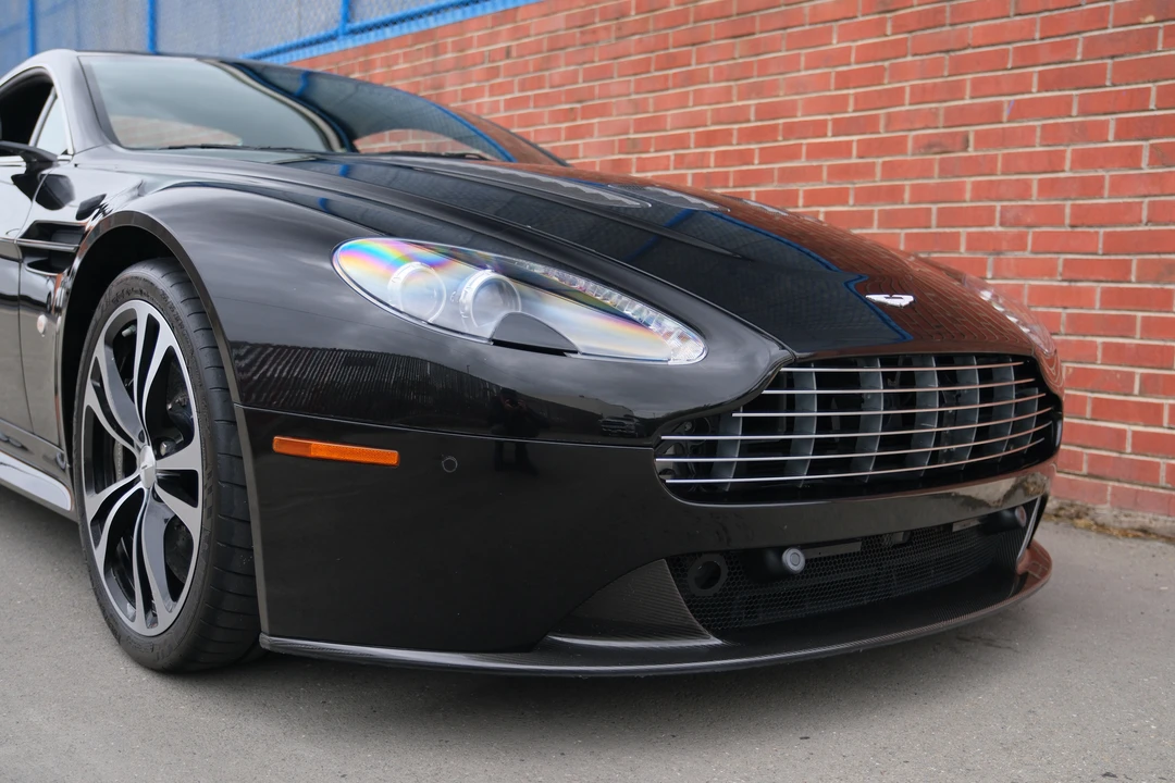 2011 Aston Martin V12 Vantage (2010-2018) - Image 26 of 31