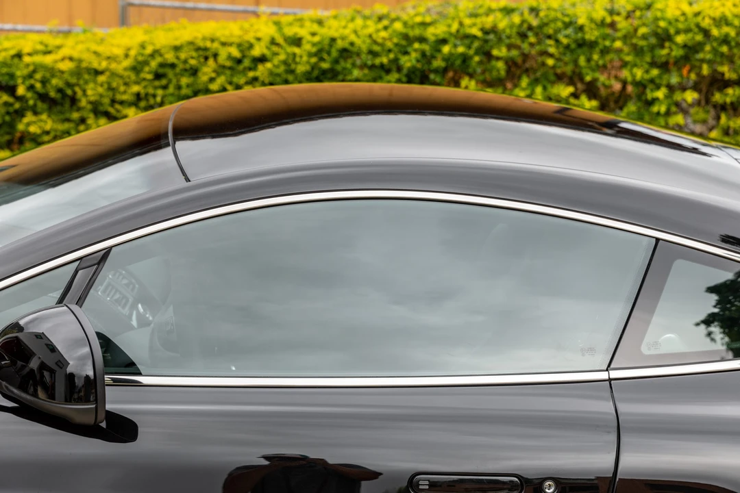 2011 Aston Martin V12 Vantage (2010-2018) - Image 21 of 31