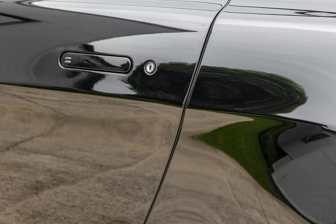 2011 Aston Martin V12 Vantage (2010-2018) - Image 22 of 31