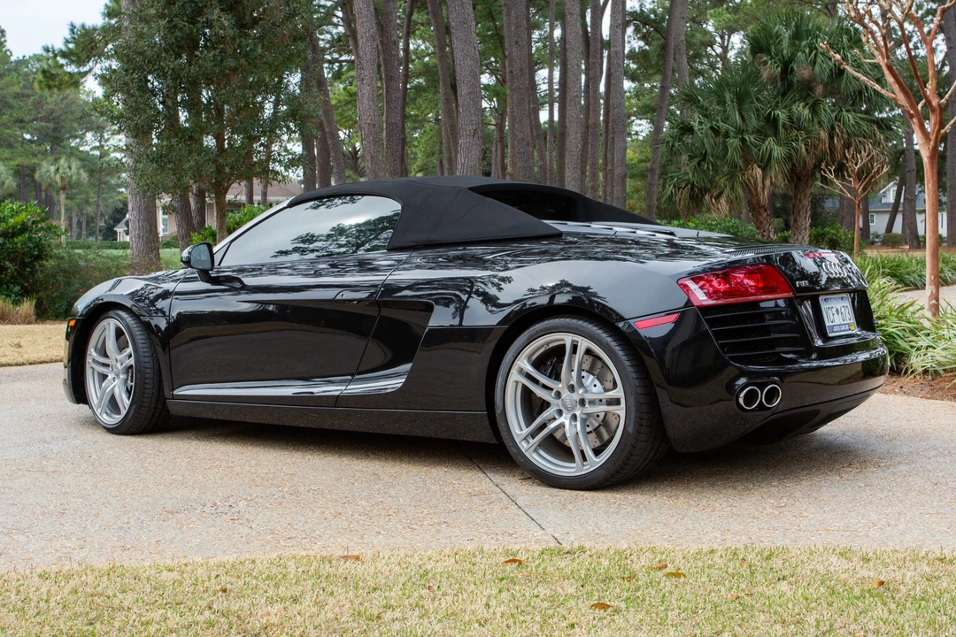 2011 Audi 42 R8 - Image 15 of 31