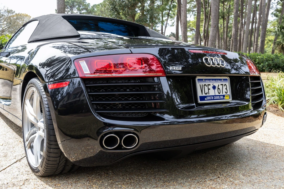 2011 Audi 42 R8 - Image 27 of 31