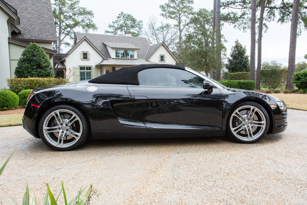 2011 Audi 42 R8 - Image 12 of 31