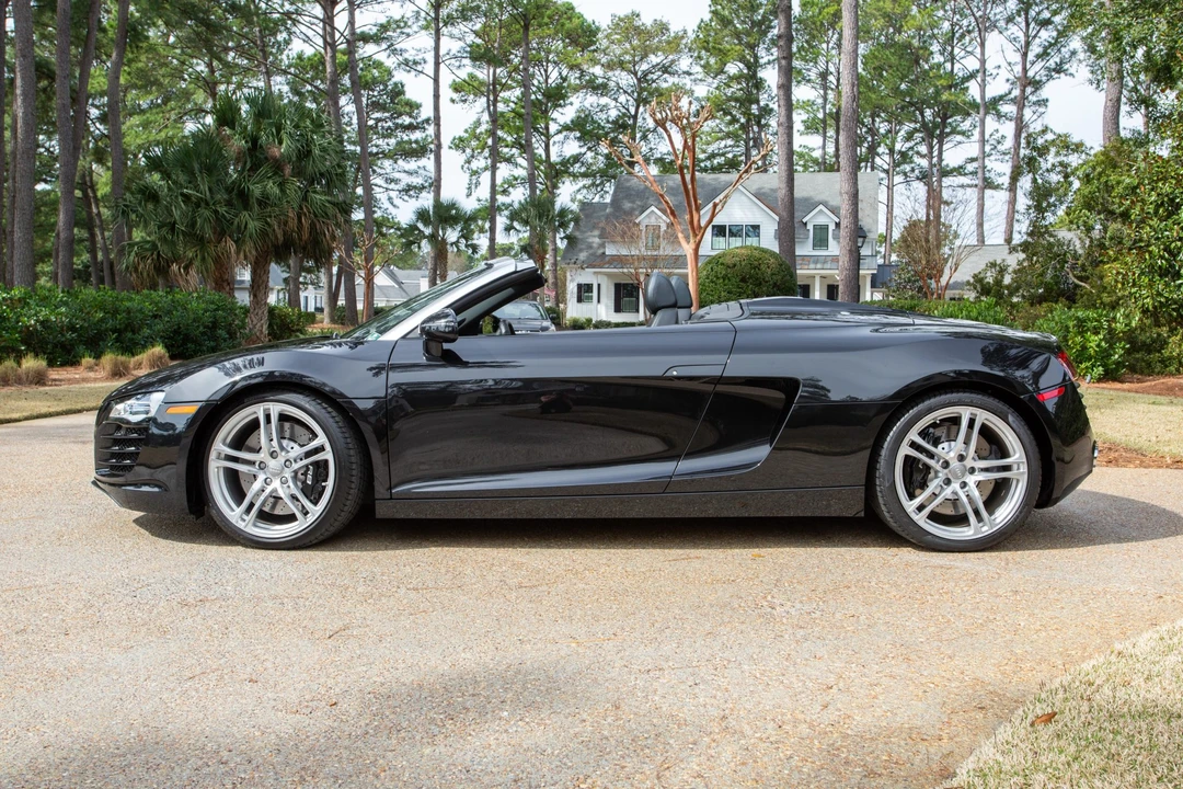 2011 Audi 42 R8 - Image 8 of 31