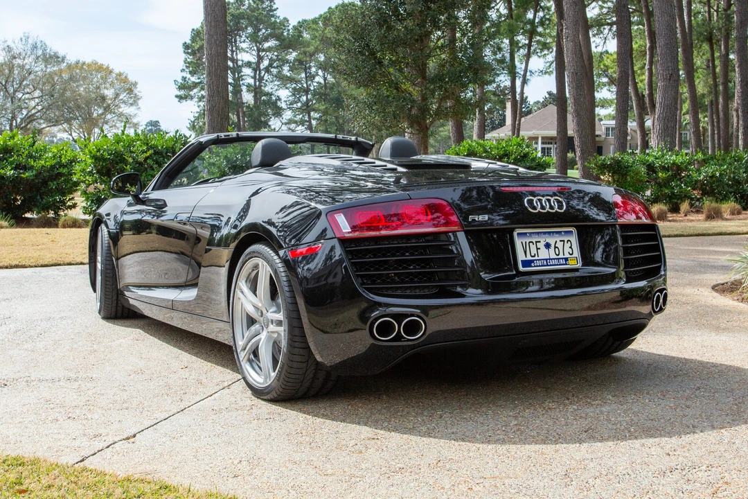 2011 Audi 42 R8 - Image 7 of 31