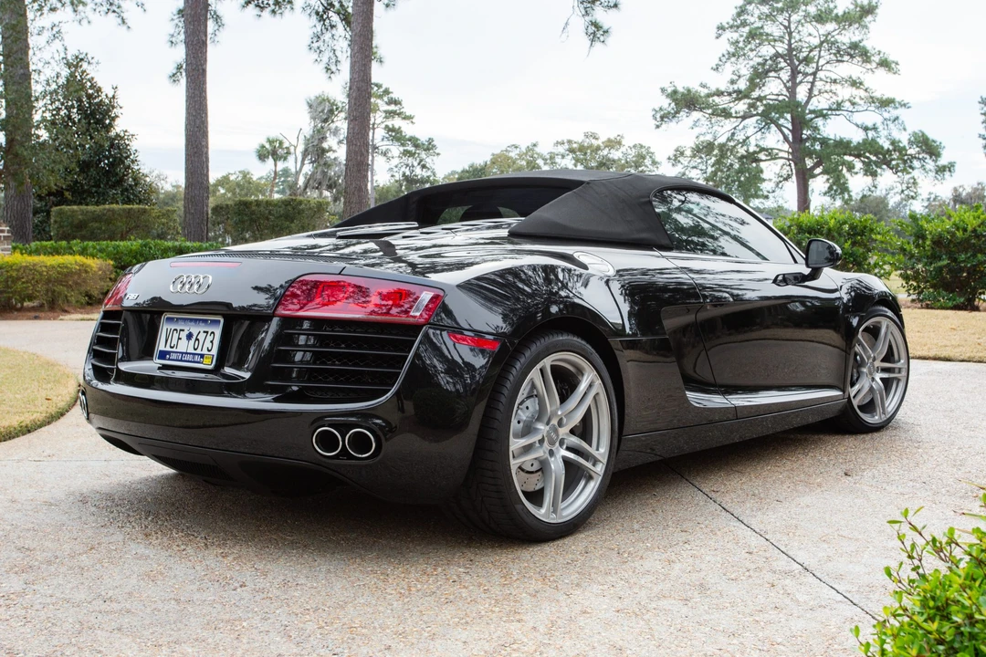 2011 Audi 42 R8 - Image 13 of 31