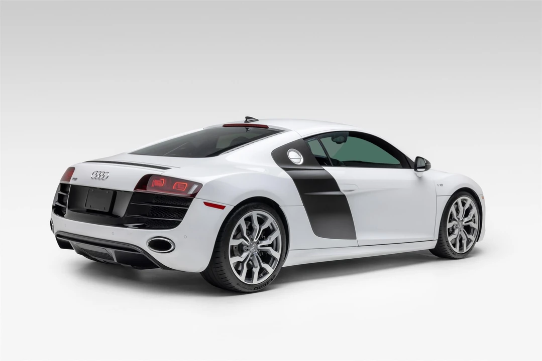 2011 Audi 42 R8 - Image 12 of 31