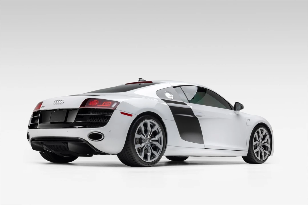 2011 Audi 42 R8 - Image 13 of 31