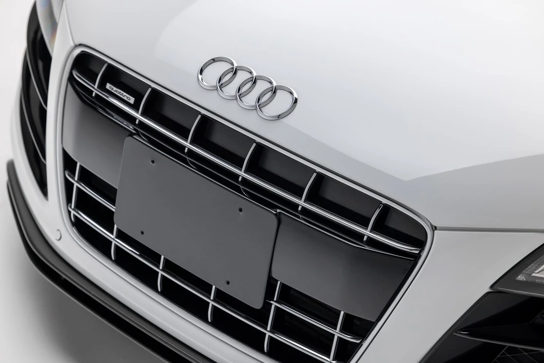 2011 Audi 42 R8 - Image 24 of 31