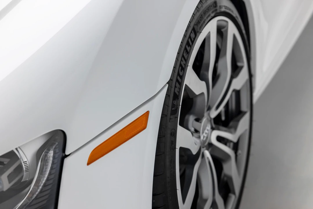 2011 Audi 42 R8 - Image 28 of 31