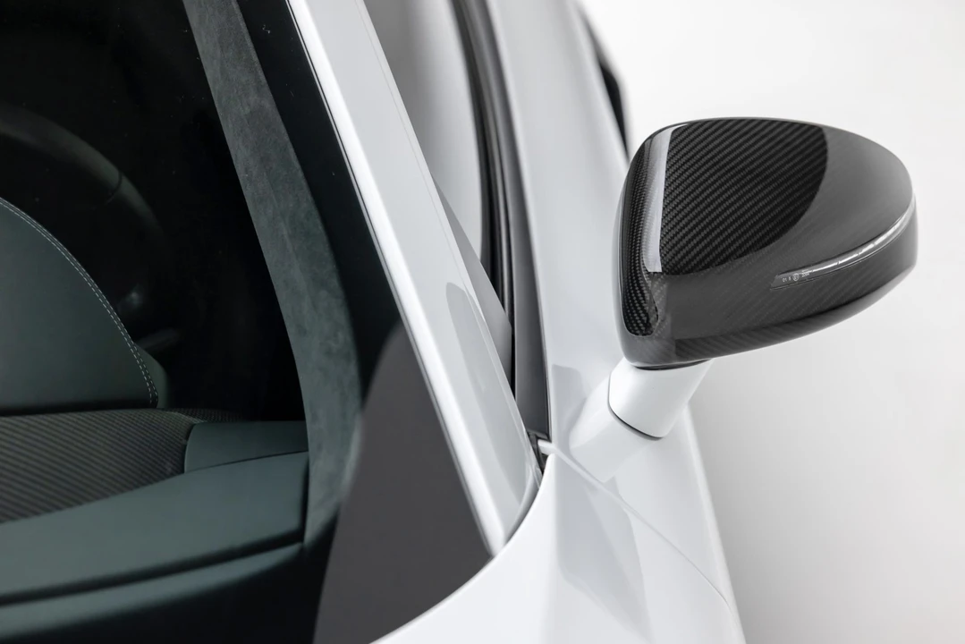 2011 Audi 42 R8 - Image 29 of 31